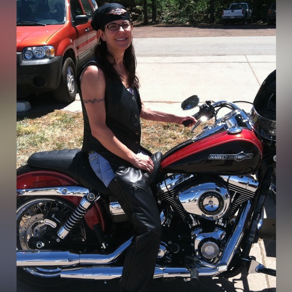 ✨Meet your Poshers, Stacee & Jason✨ - Picture 10 of 16